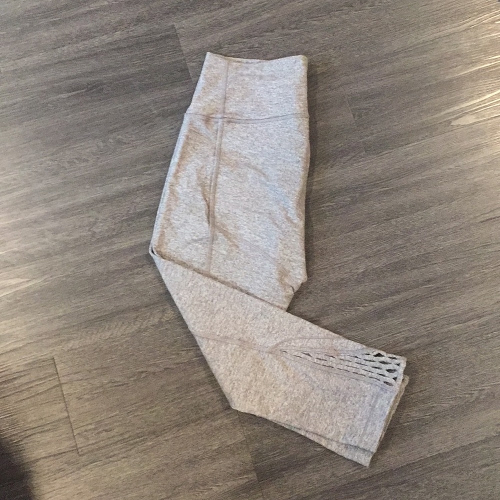 Lululemon Cropped Grey Legging